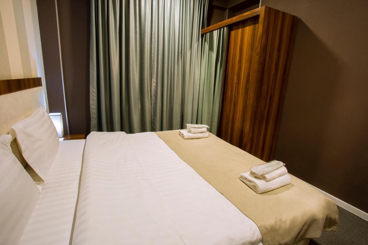 Apart Hotel West Tbilisi ภายนอก รูปภาพ