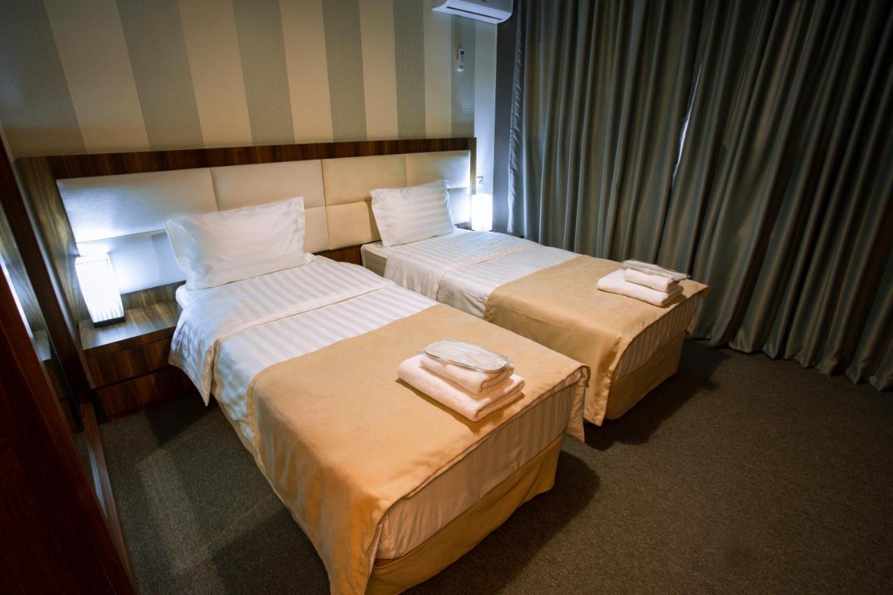 Apart Hotel West Tbilisi ภายนอก รูปภาพ
