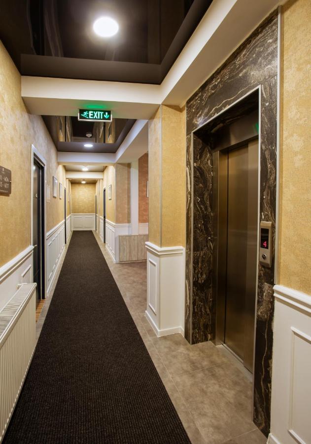 Apart Hotel West Tbilisi ภายนอก รูปภาพ
