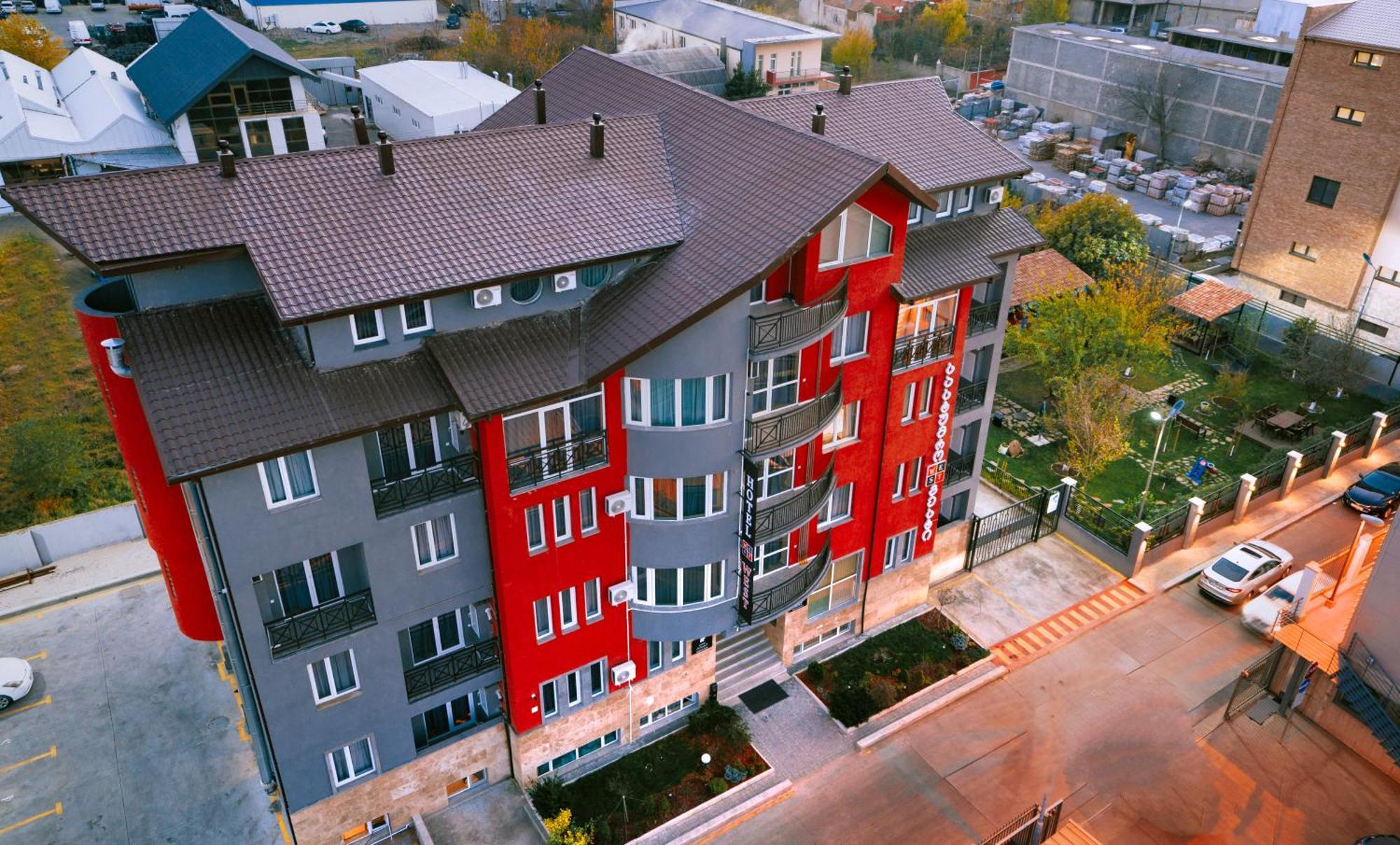 Apart Hotel West Tbilisi ภายนอก รูปภาพ
